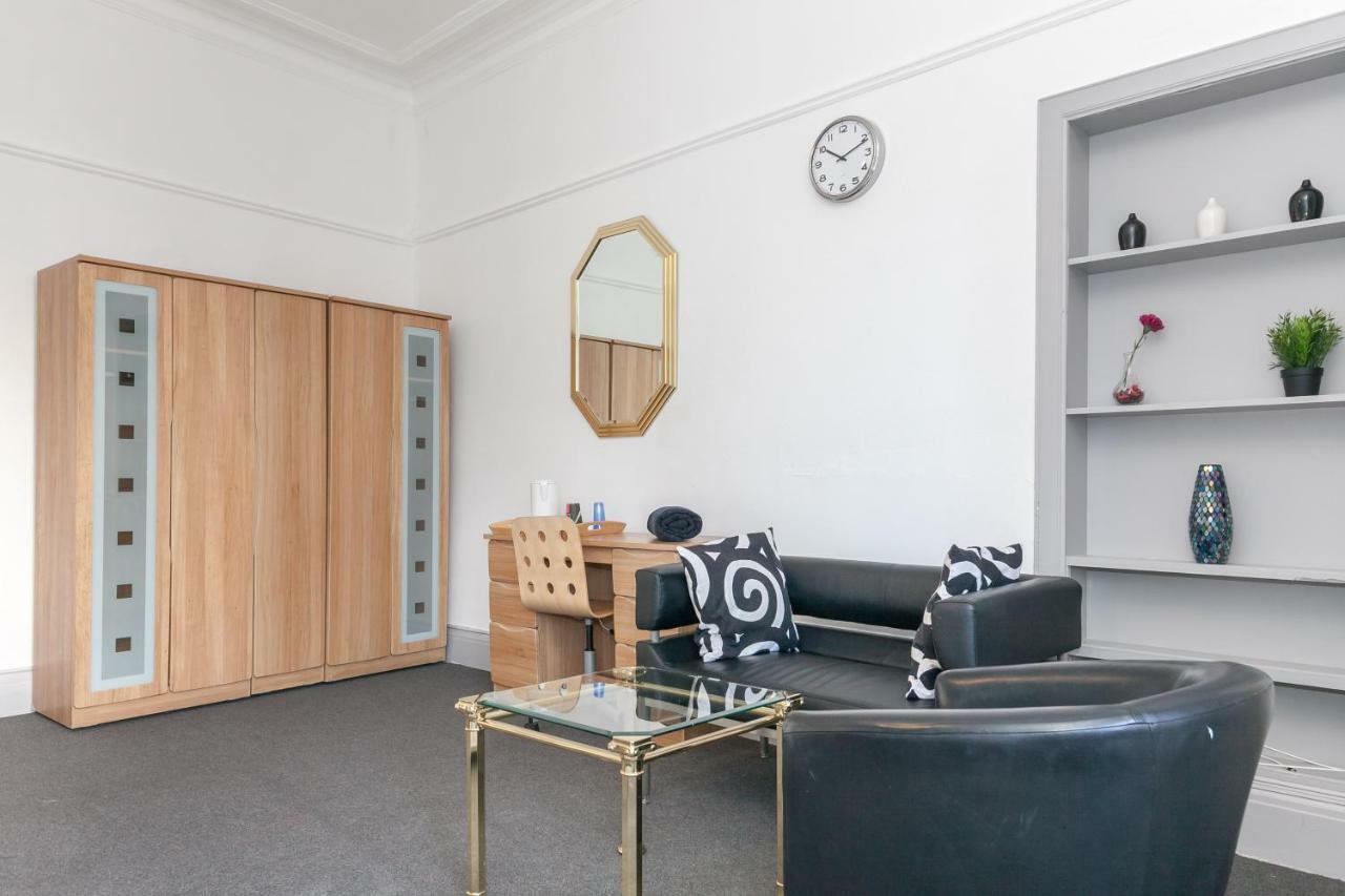 Oakshaw Guesthouse Paisley Bagian luar foto